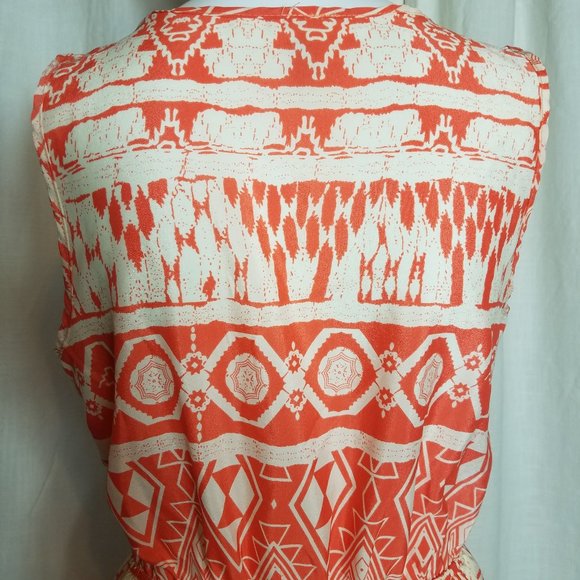 Francesca's bird cage geometrical shift dress - Picture 4 of 11